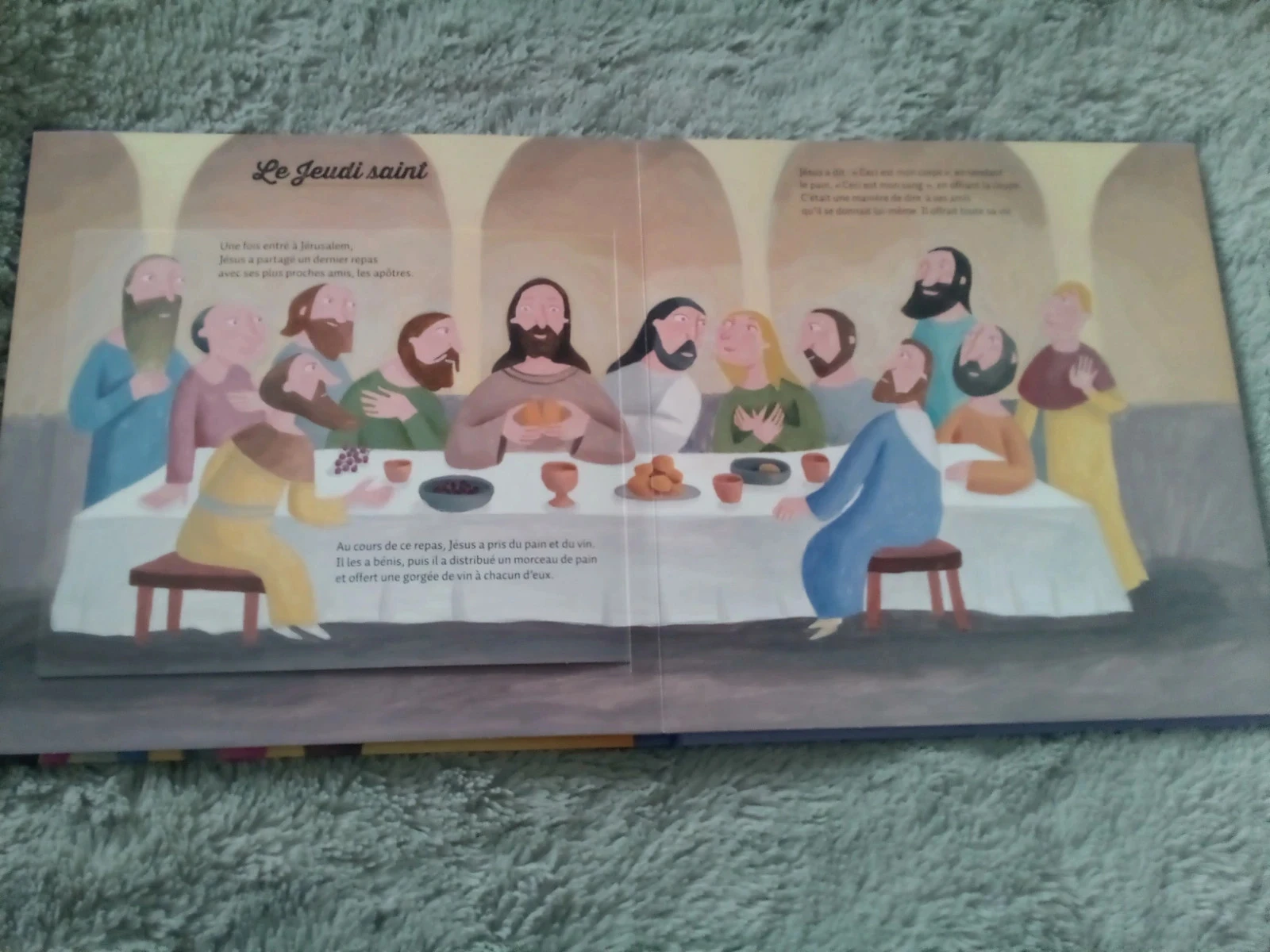 Livre ludiques sur les fêtes chrétiennes + collier croix – photo 6